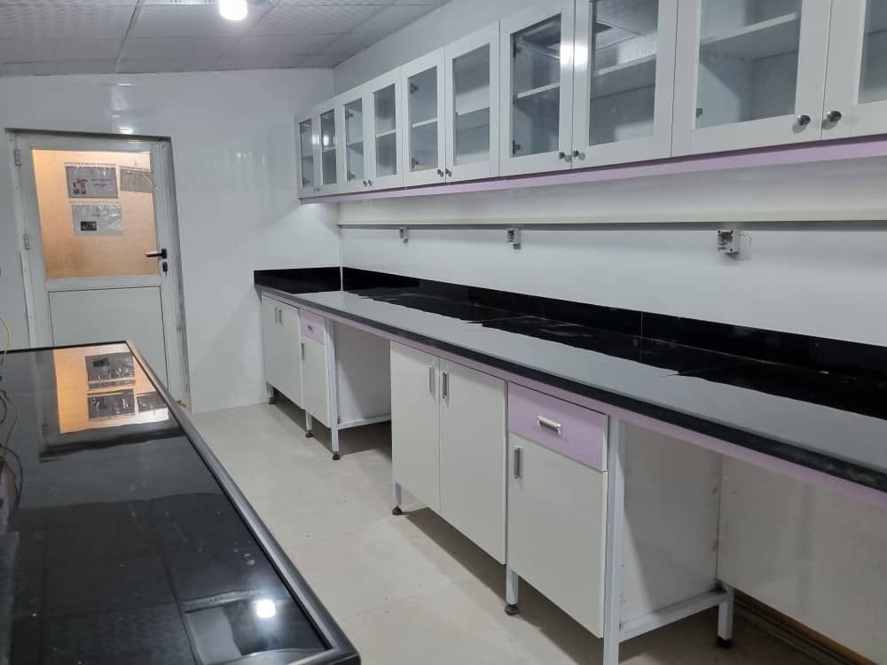 طراحی و اجرای سکوبندی آزمایشگاه-کیمیاژن پژوه پارس